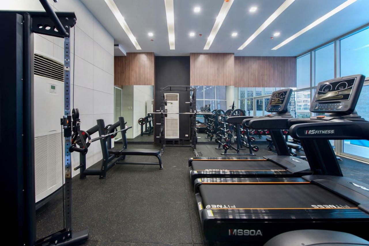 The Sphere Serviced Residences Managed By Hii Makati City Exteriér fotografie