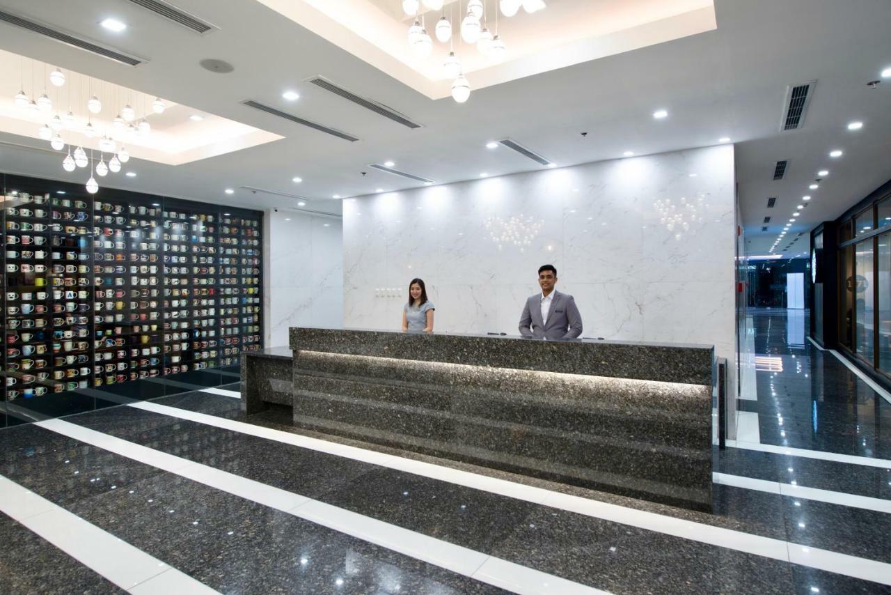 The Sphere Serviced Residences Managed By Hii Makati City Exteriér fotografie