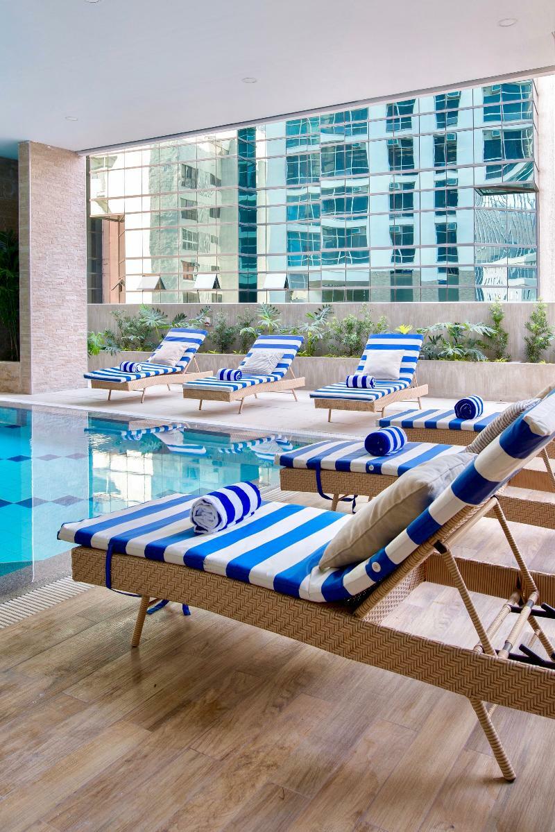 The Sphere Serviced Residences Managed By Hii Makati City Exteriér fotografie