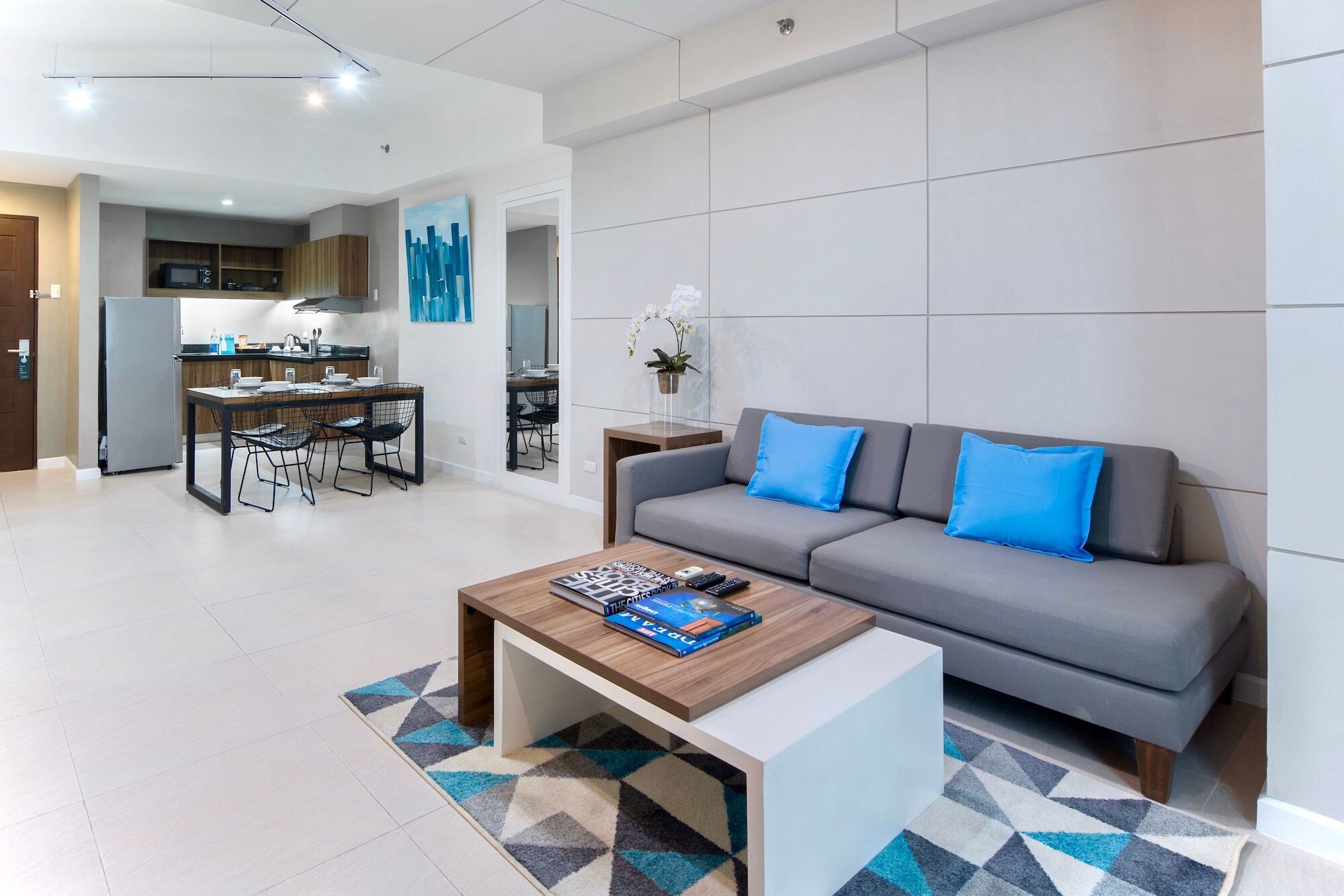 The Sphere Serviced Residences Managed By Hii Makati City Exteriér fotografie