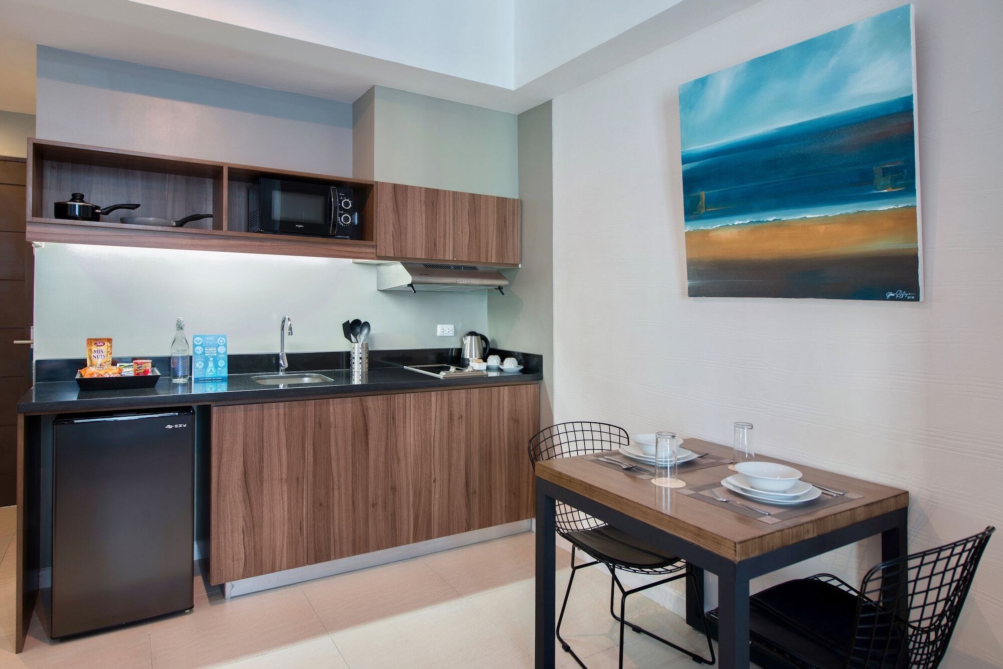 The Sphere Serviced Residences Managed By Hii Makati City Exteriér fotografie